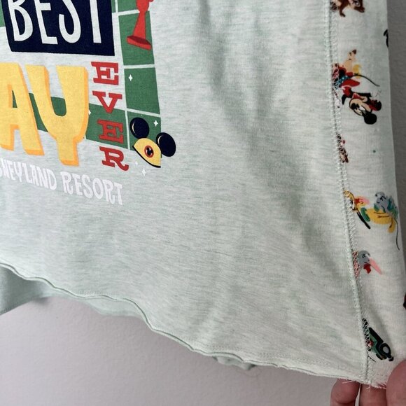 Disneyland Best Day Ever Long Sleeve Christmas Tee Mint Green‎ Size XL Soft Cozy - Picture 4 of 10